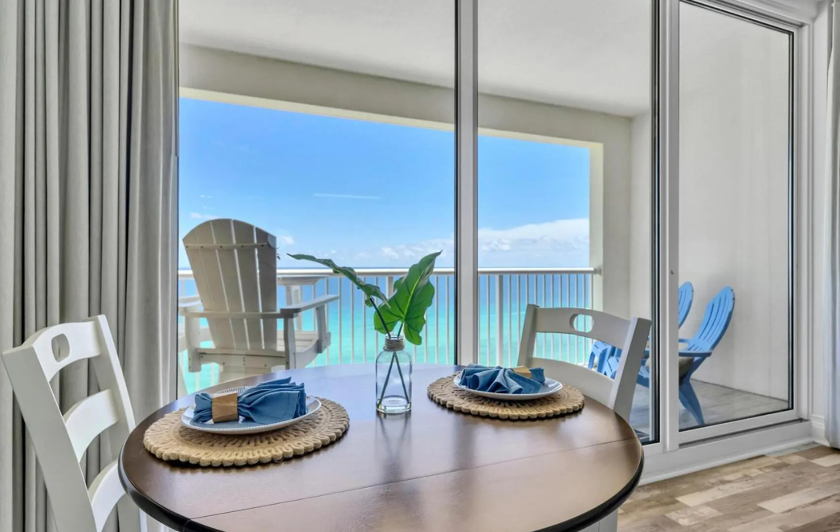 Beachfront-Majestic Beach Resort 1513 بنما سيتي بيتش