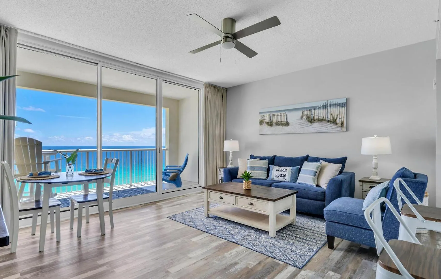 Beachfront-Majestic Beach Resort 1513 بنما سيتي بيتش شقة