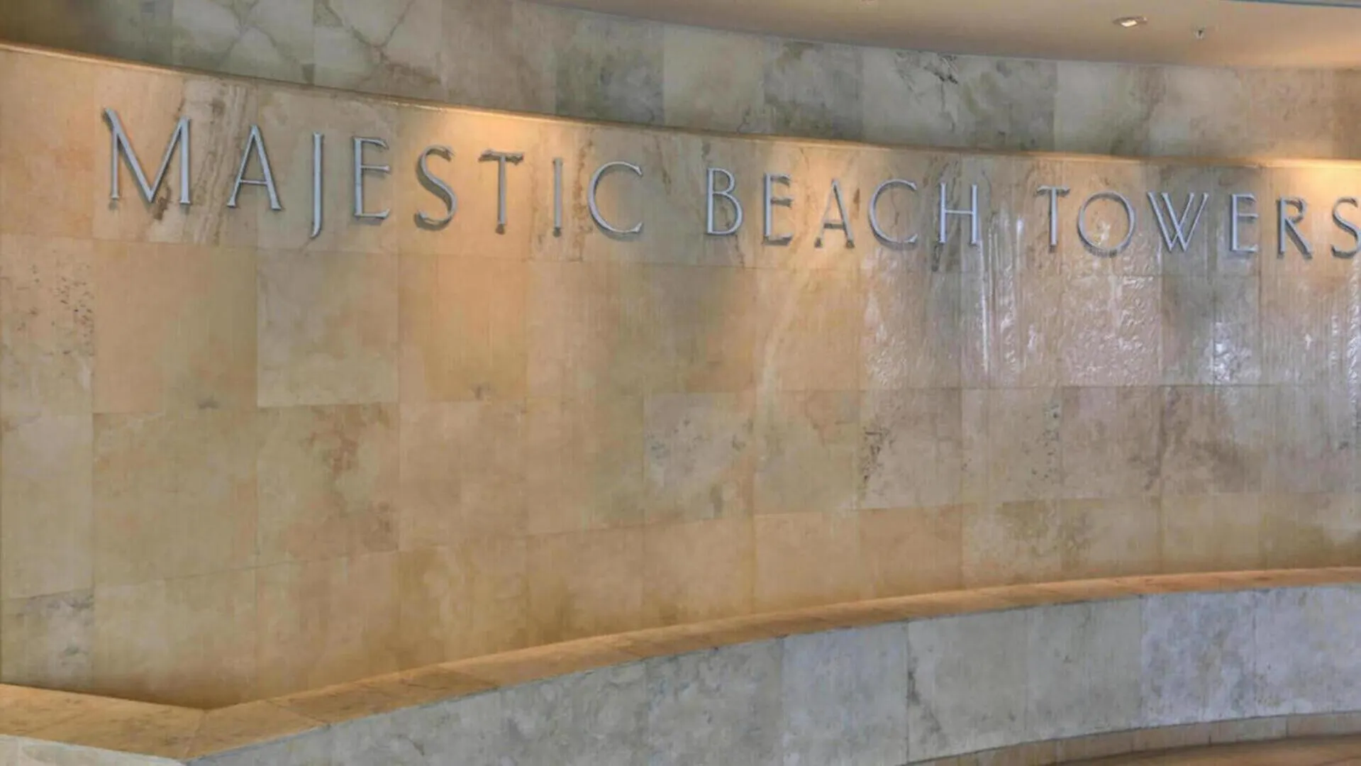 Beachfront-Majestic Beach Resort 1513 Panama City Beach Appartamento